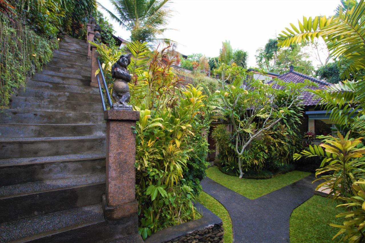 Kukuh House Ubud Exterior foto
